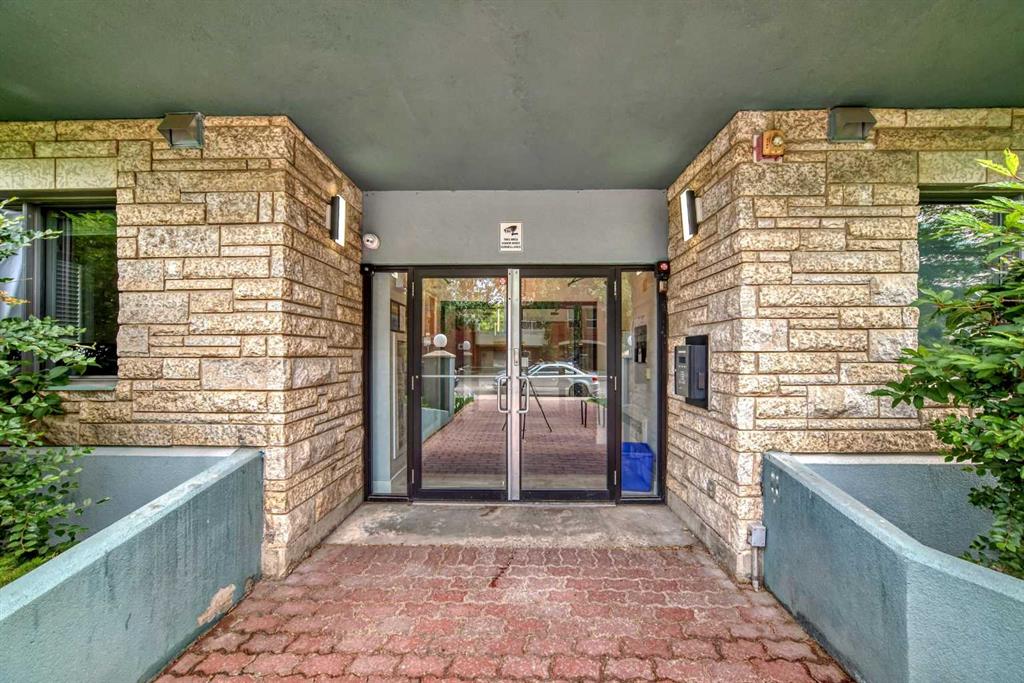 328 21 Avenue SW #311 photo 4