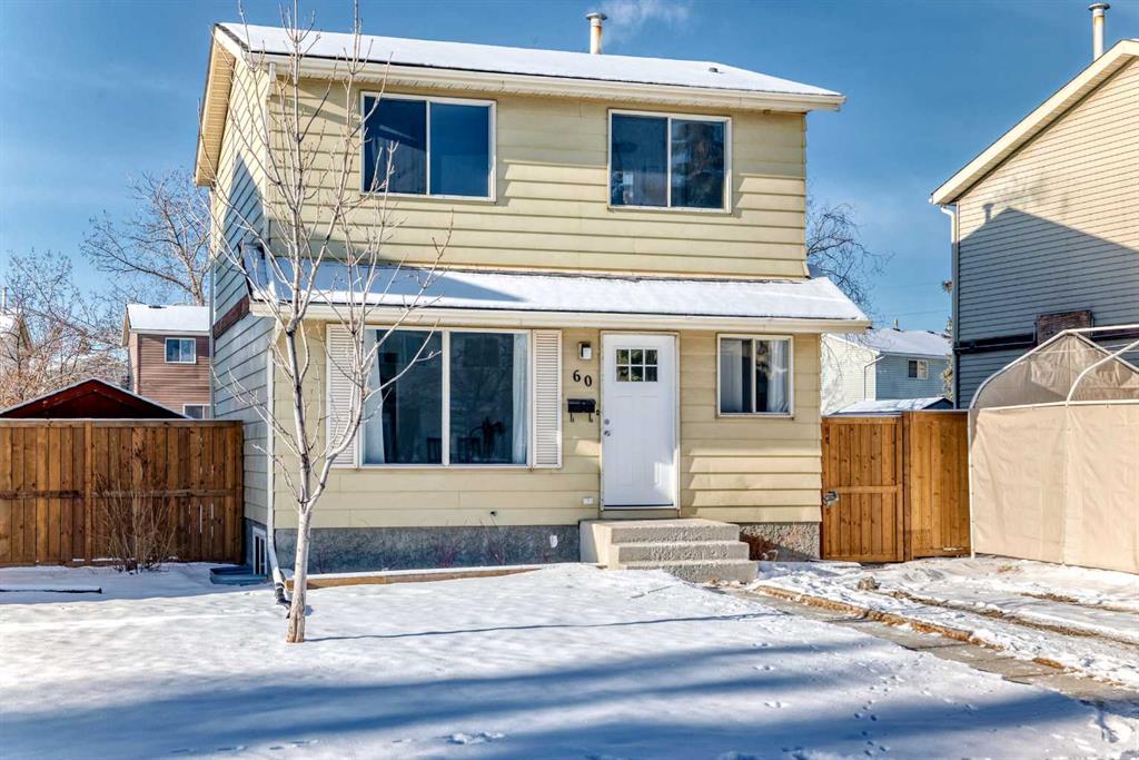 60 Erin Mount Crescent SE photo 2