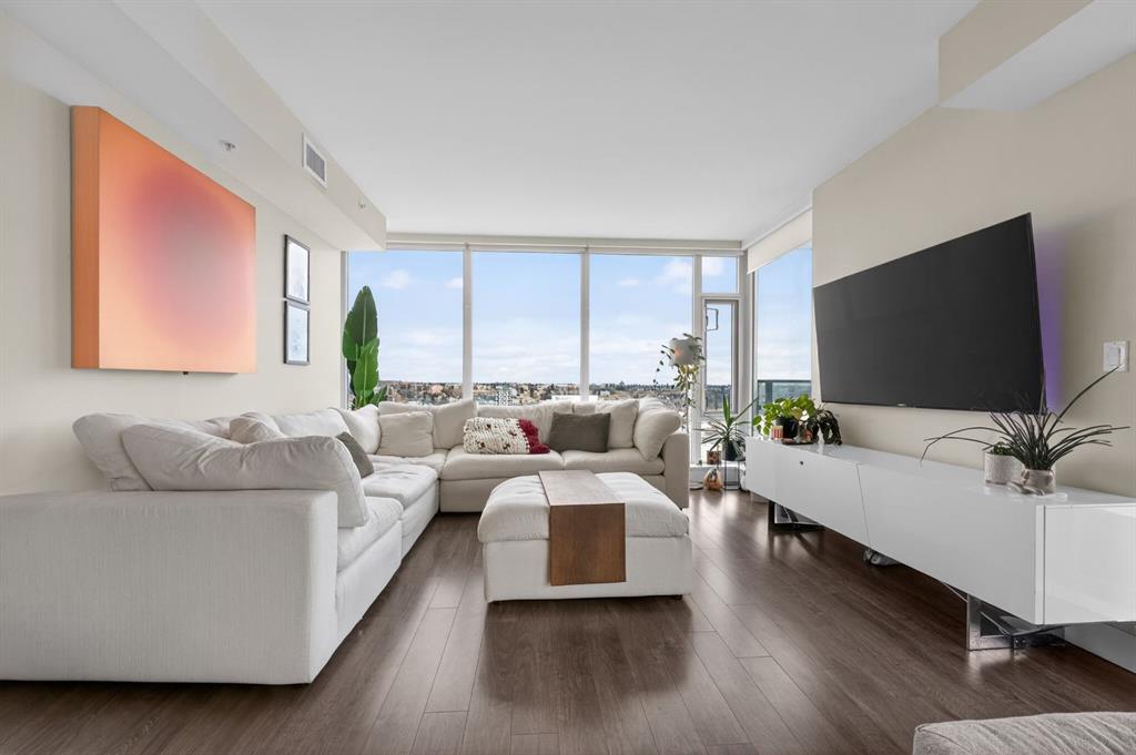 510 6 Avenue SE #1703 photo 4