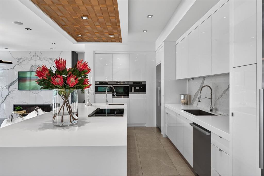 31 Windsor Crescent SW photo 5