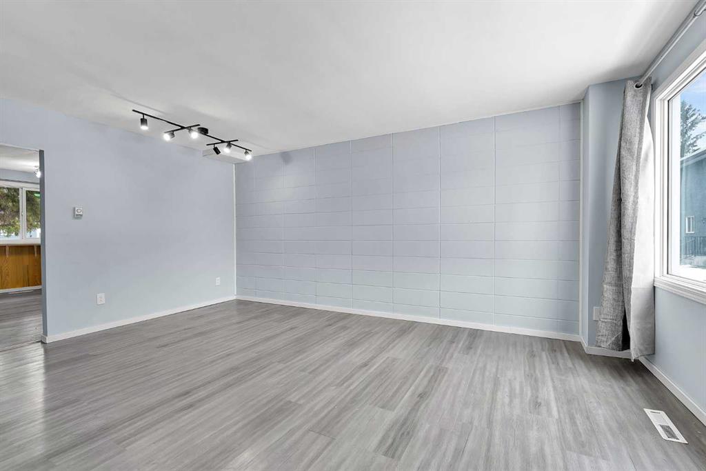 2211 19 Street NE #156 photo 4