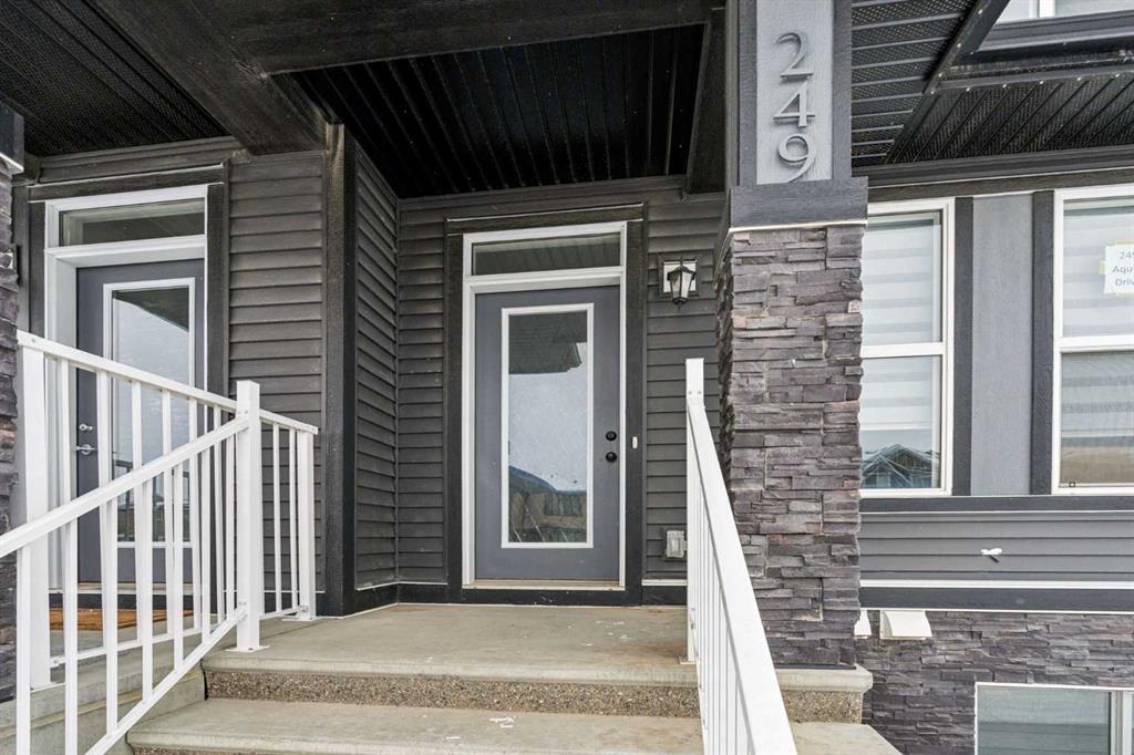 249 Aquila Drive NW photo 3