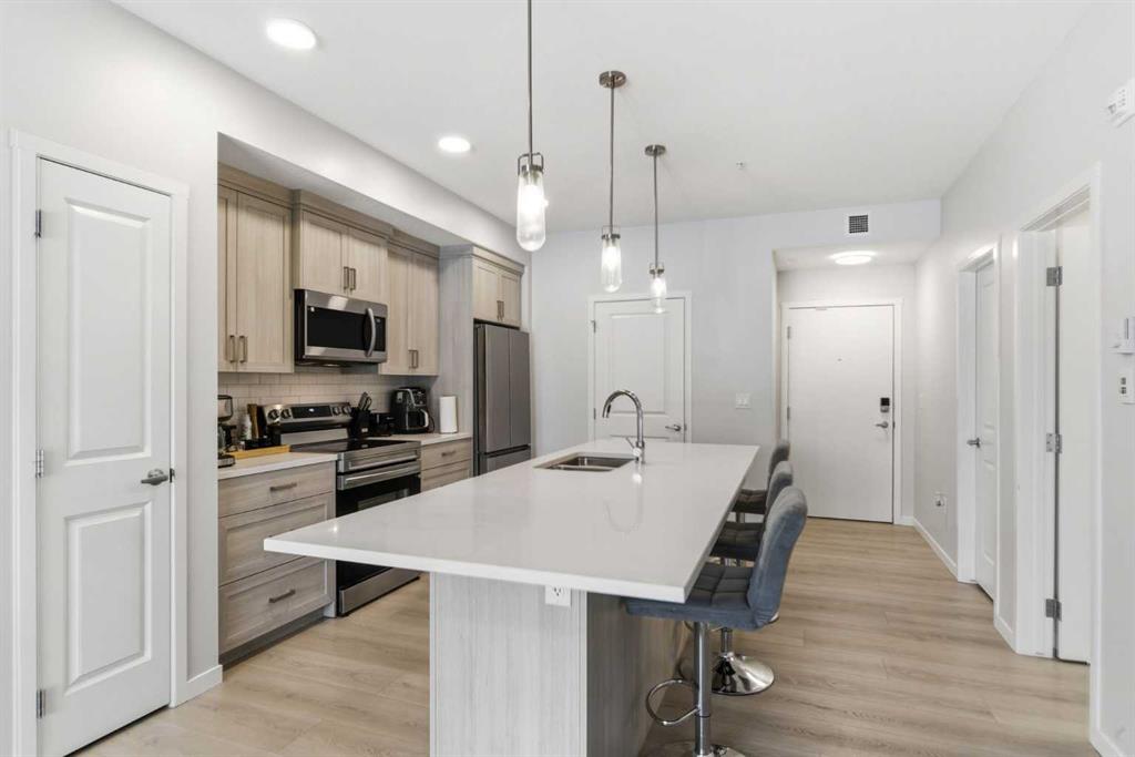 550 Belmont Street SW #4308 photo 3