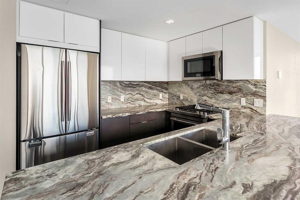 510 6 Avenue SE #2103 photo 4