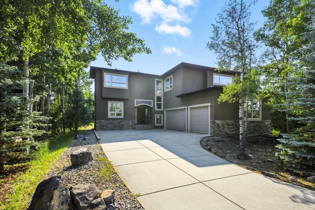 62 Posthill Drive SW photo 3