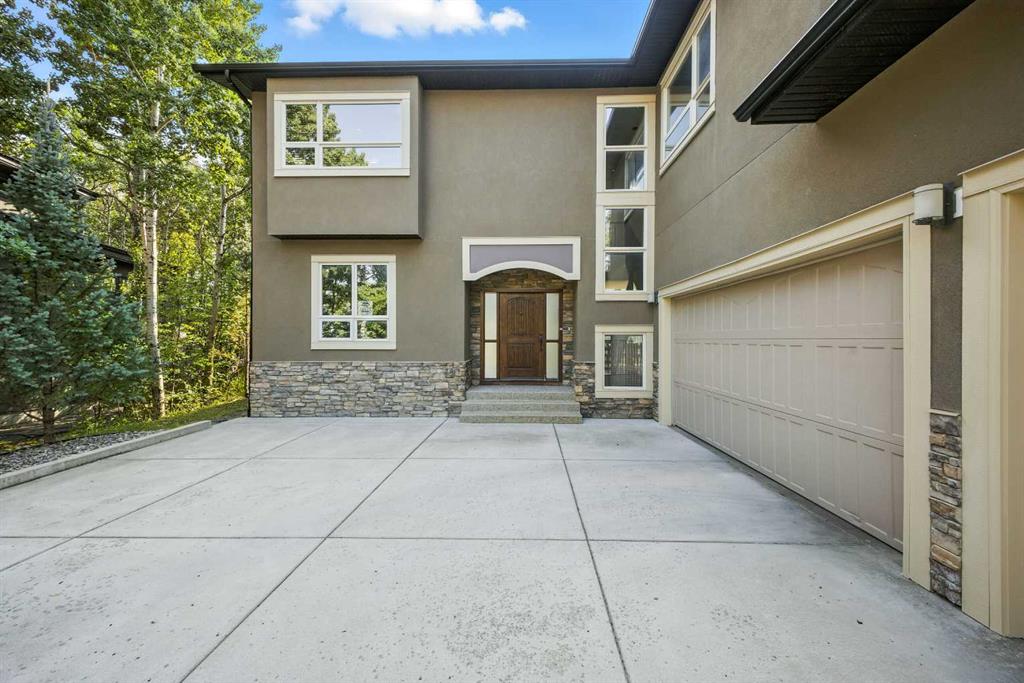 62 Posthill Drive SW photo 4