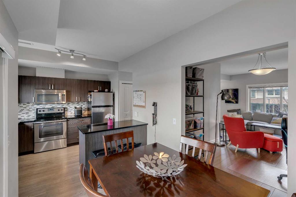 121 Copperpond Common SE #414 photo 5