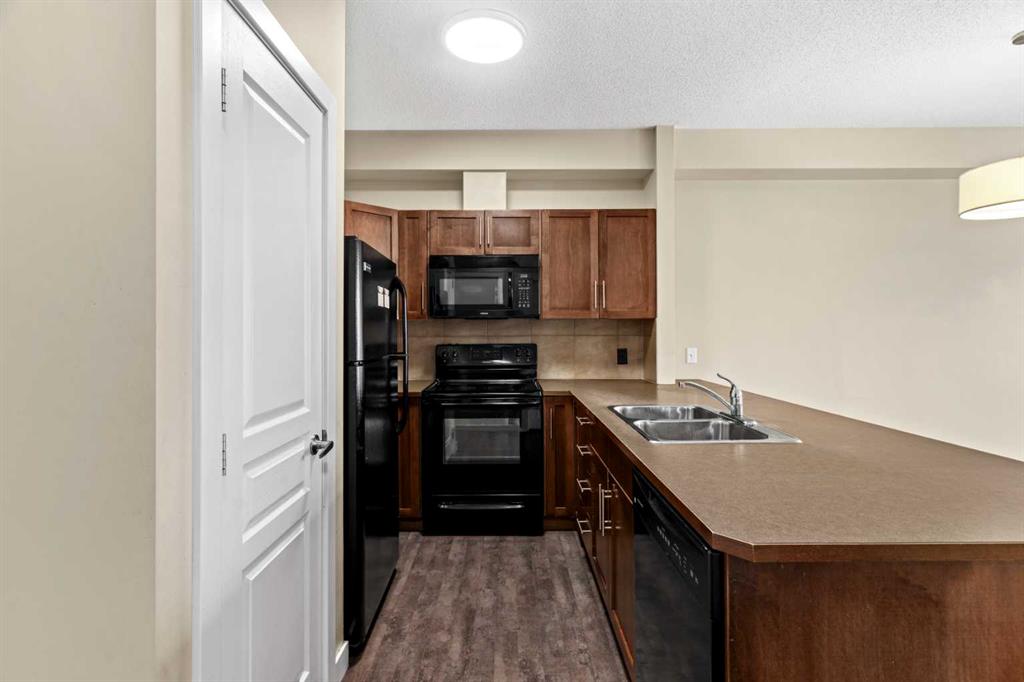 10 Panatella Road NW #212 photo 4
