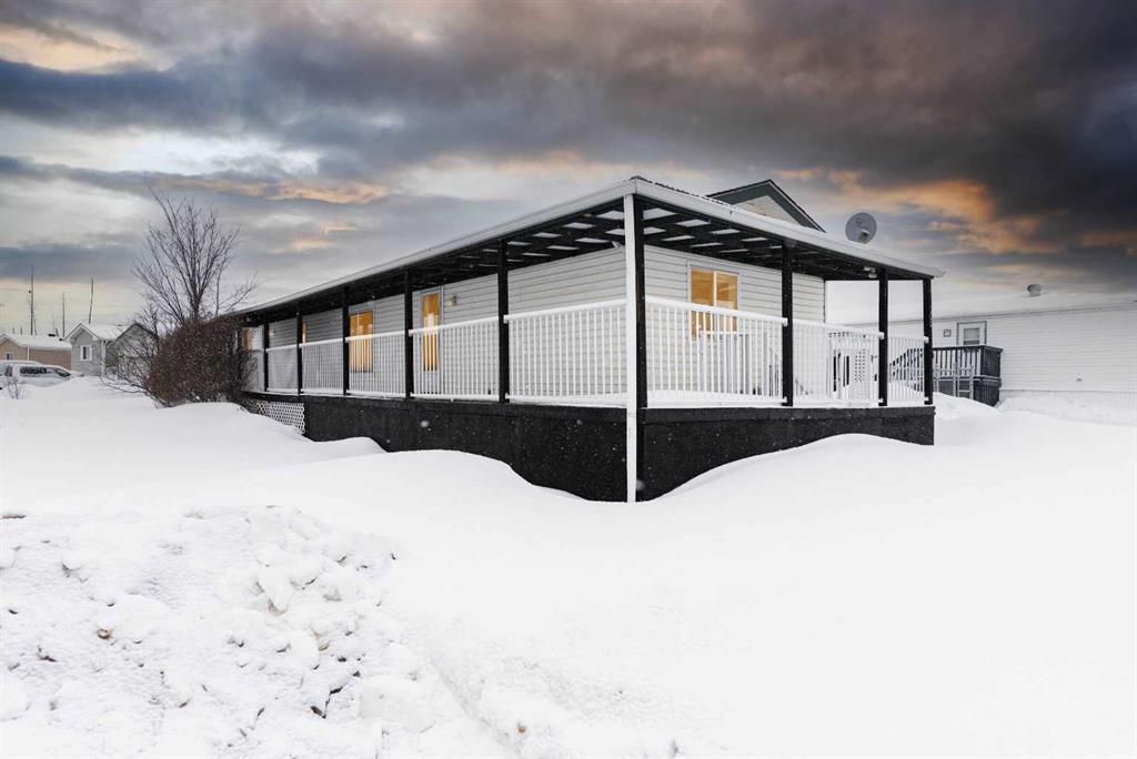 100 Palomino Close