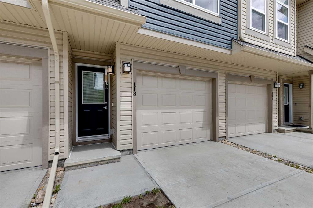 118 Legacy Path SE photo 2
