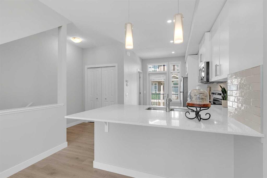 118 Legacy Path SE photo 4