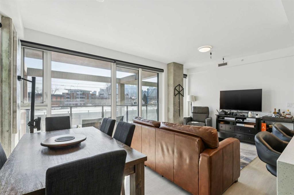 327 9A Street NW #211 photo 5