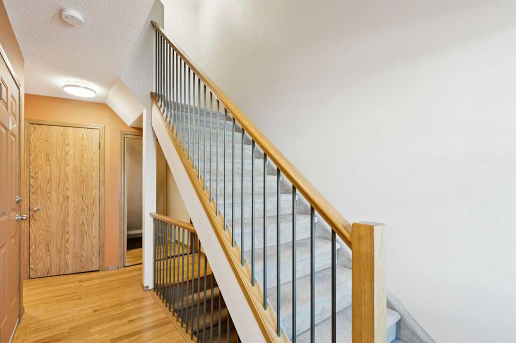 39 Country Village Circle NE photo 4