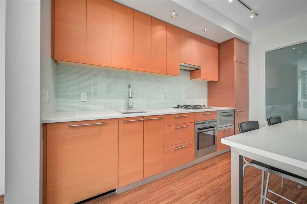 222 Riverfront Avenue SW #538 photo 4