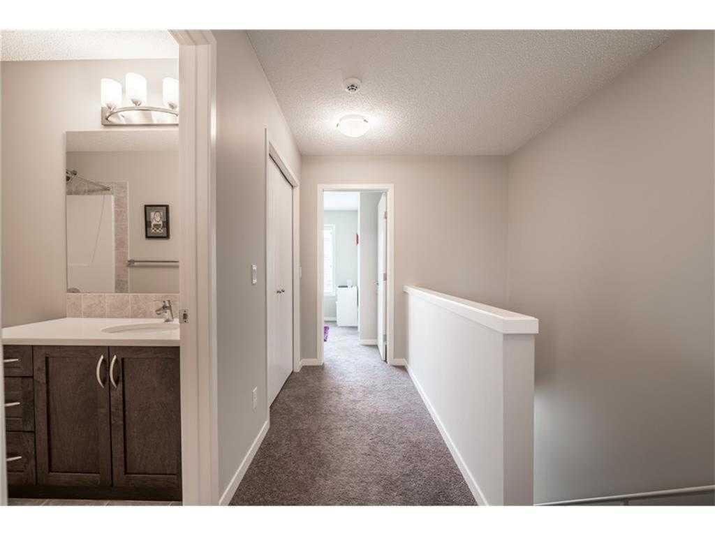 538 Panatella Walk NW photo 5