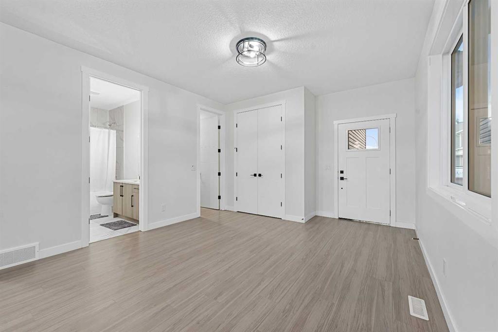177 Saddlelake Terrace NE photo 2