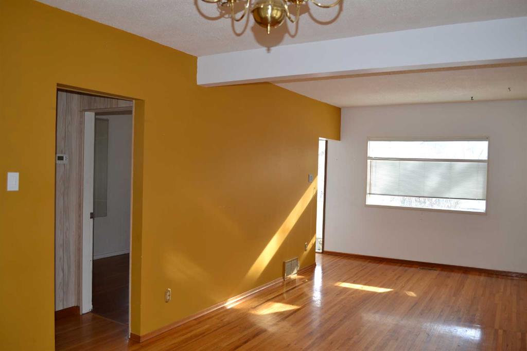 915 1 Street NW photo 5