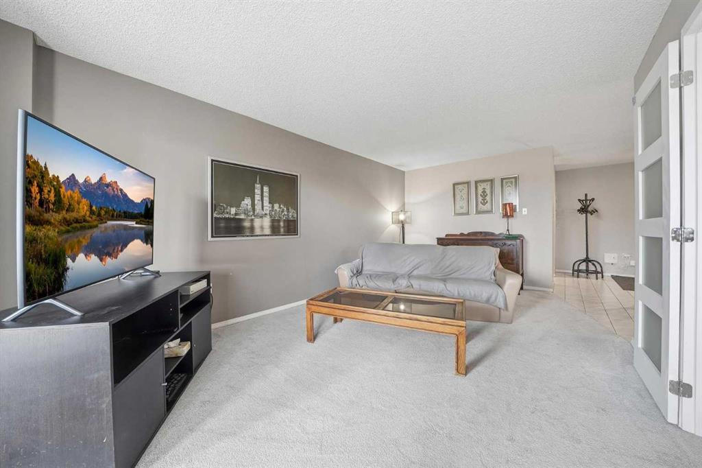 718 12 Avenue SW #704 photo 3