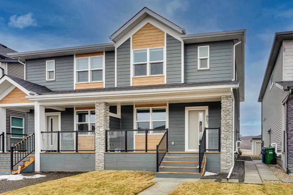 667 Wolf Willow Boulevard SE photo 3