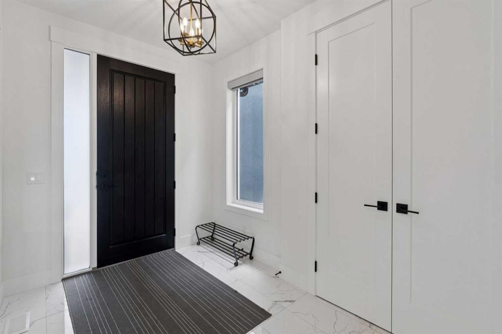 143 Aspen Summit Boulevard SW photo 2