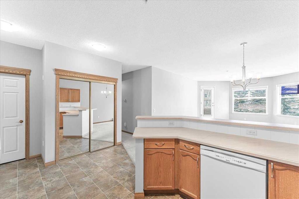 200 Lincoln Way SW #302 photo 4