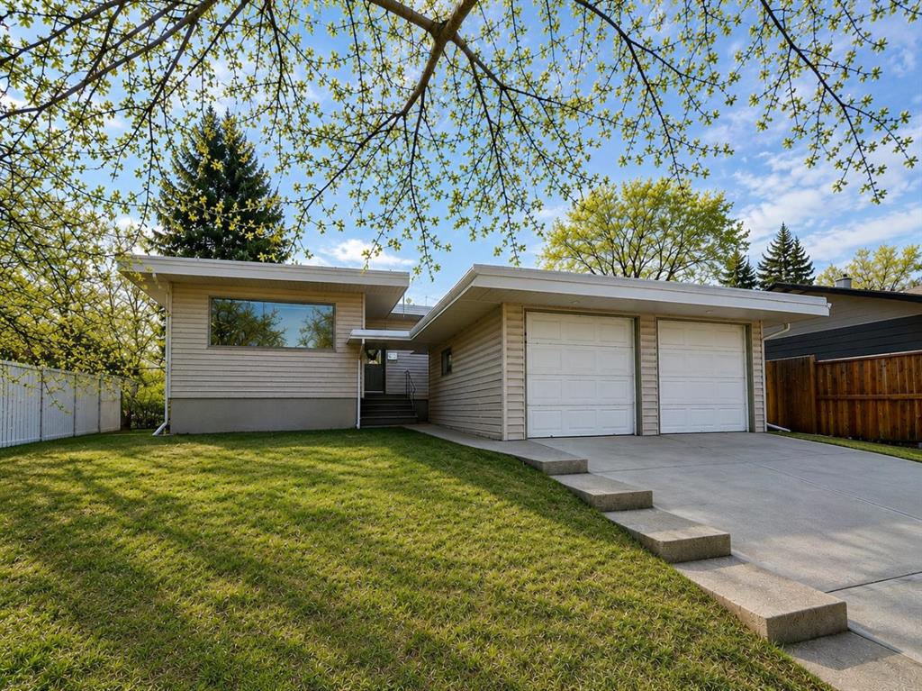 19 Meadowview Road SW photo 2