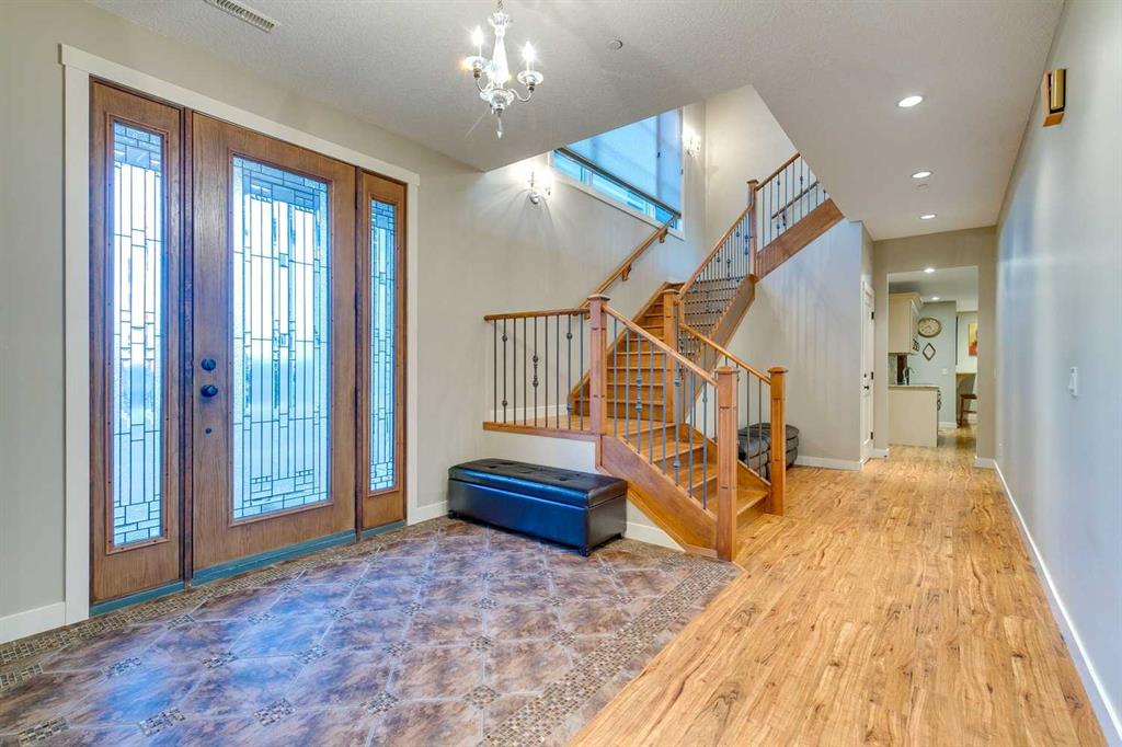 215 Patton Court SW photo 5