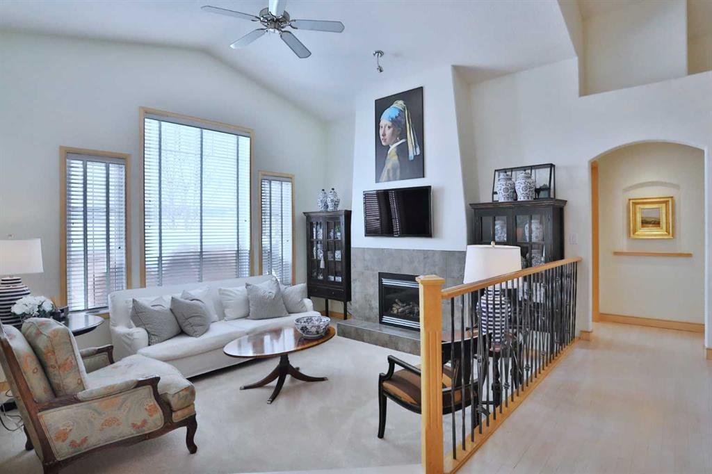 92 Sherwood Rise NW photo 5