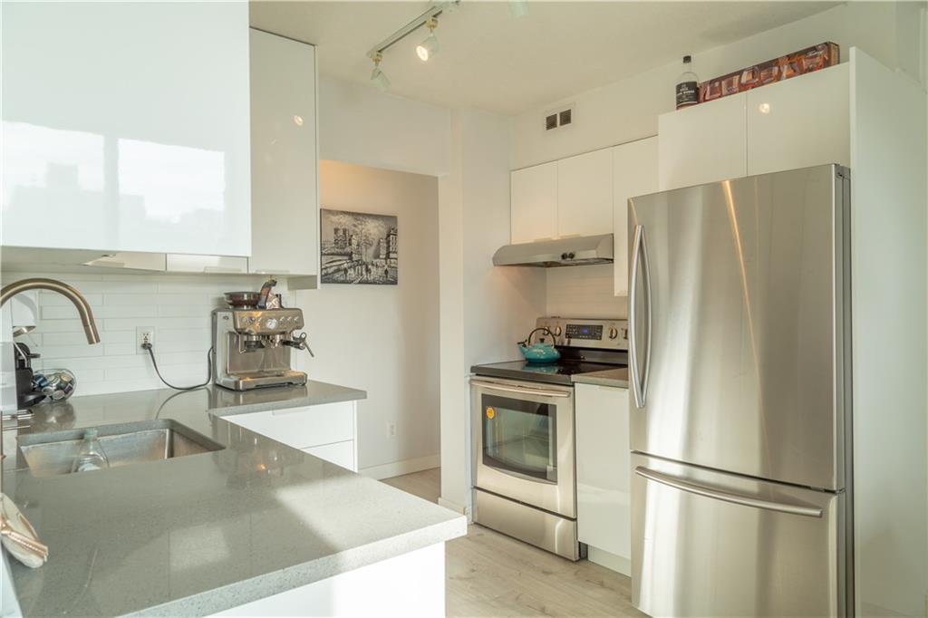 523 15 Avenue SW #405 photo 5