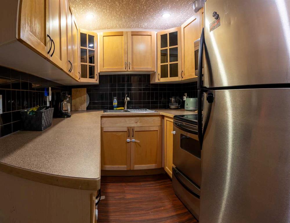 717 4A Street NE #204 photo 3