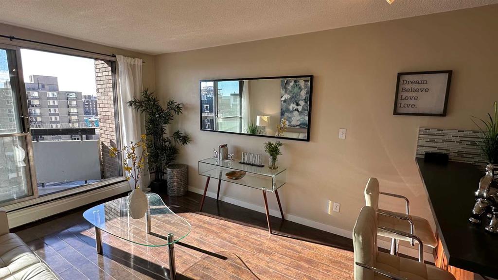 340 14 Avenue SW #511 photo 4