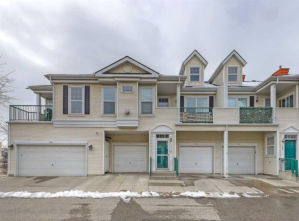 104 Prestwick Gardens SE photo 2