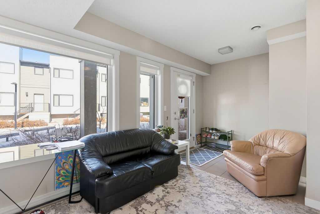 218 Sherwood Square NW #204 photo 5