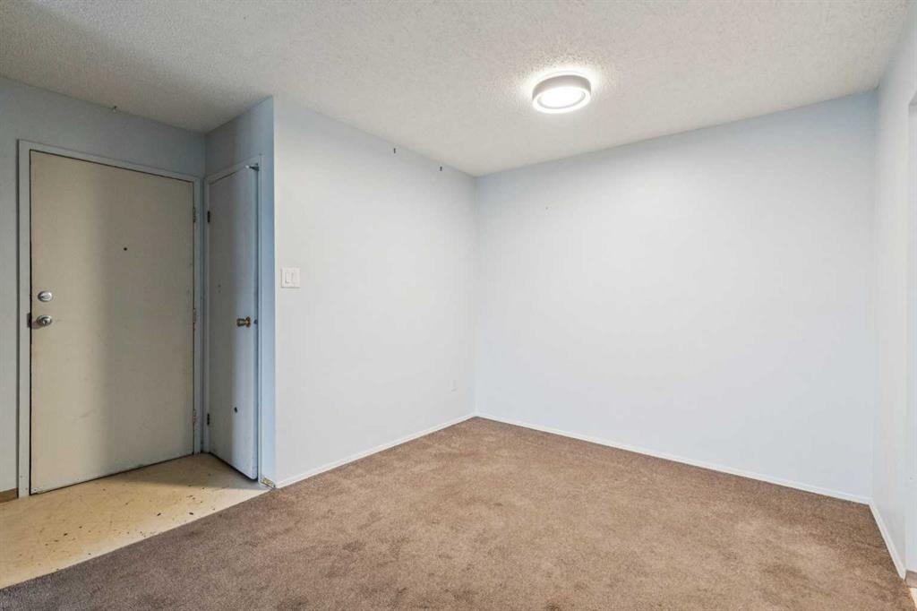 315 Southampton Drive SW #6310 photo 5