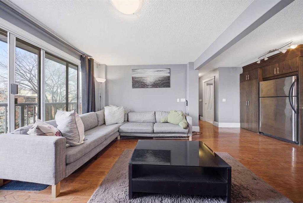 525 22 Avenue SW #401 photo 4