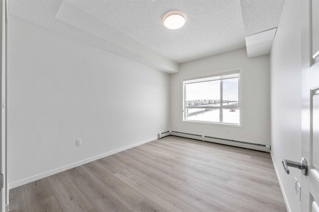 245 Edith Place NW #419 photo 4