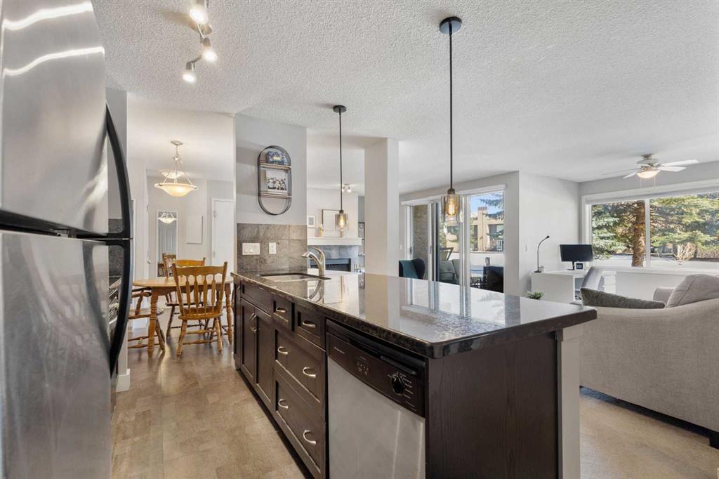 108 Village Heights SW #1 photo 2