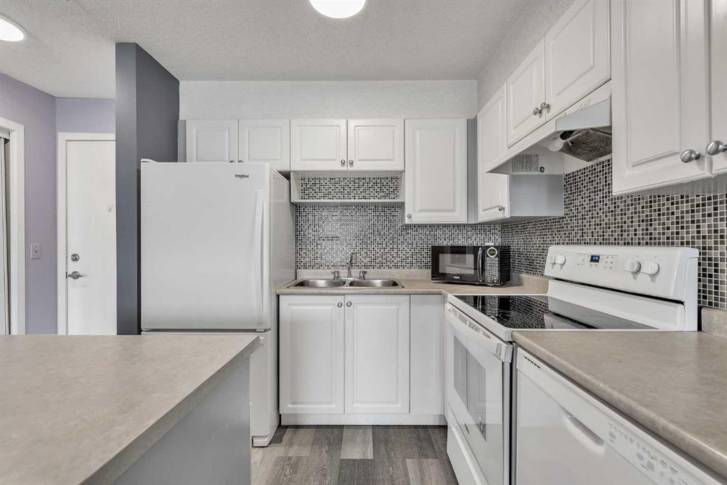 1717 60 Street SE #109 photo 5