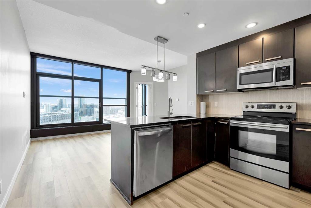 225 11 Avenue SE #1503 photo 4