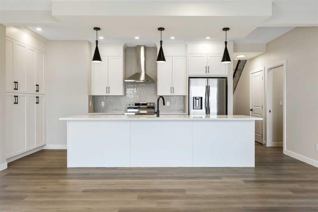 825 Baywater Place SW photo 3