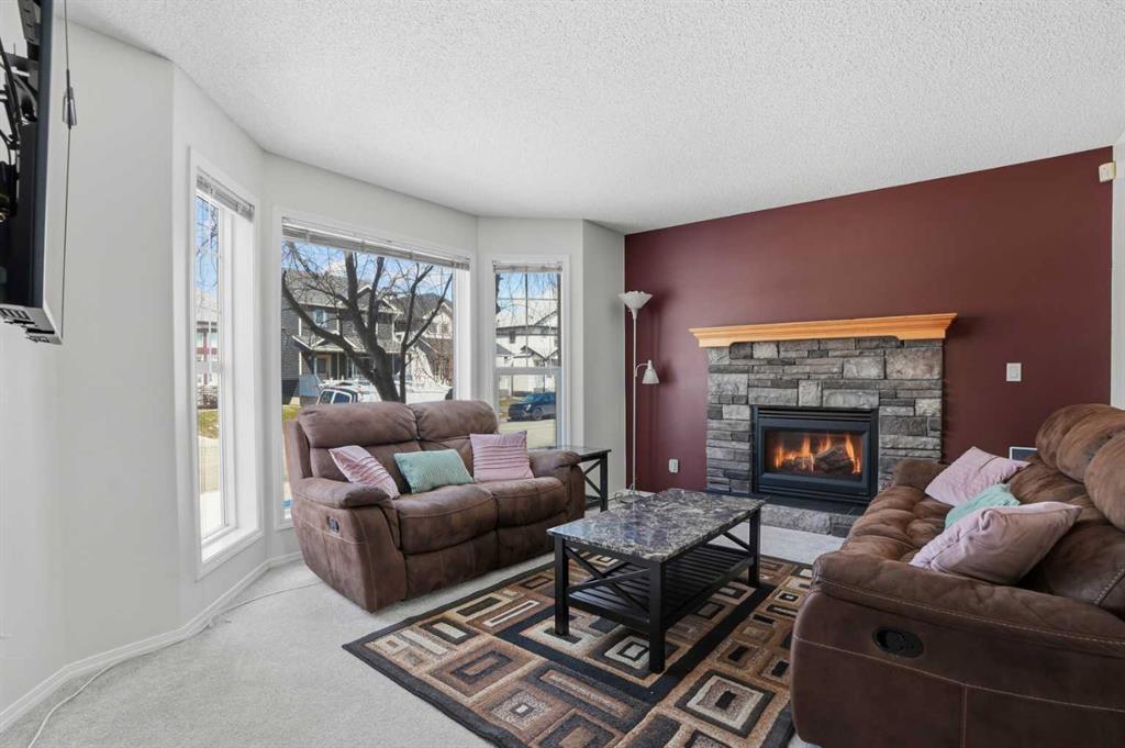 155 Tarington Green NE photo 2