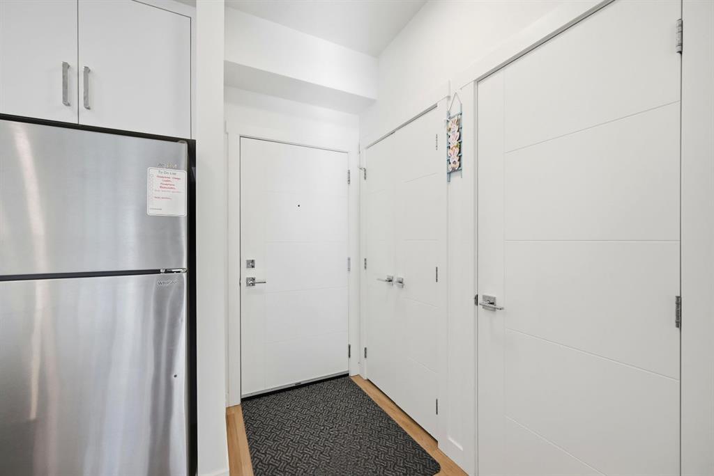 151 Skyview Bay NE #2216 photo 4