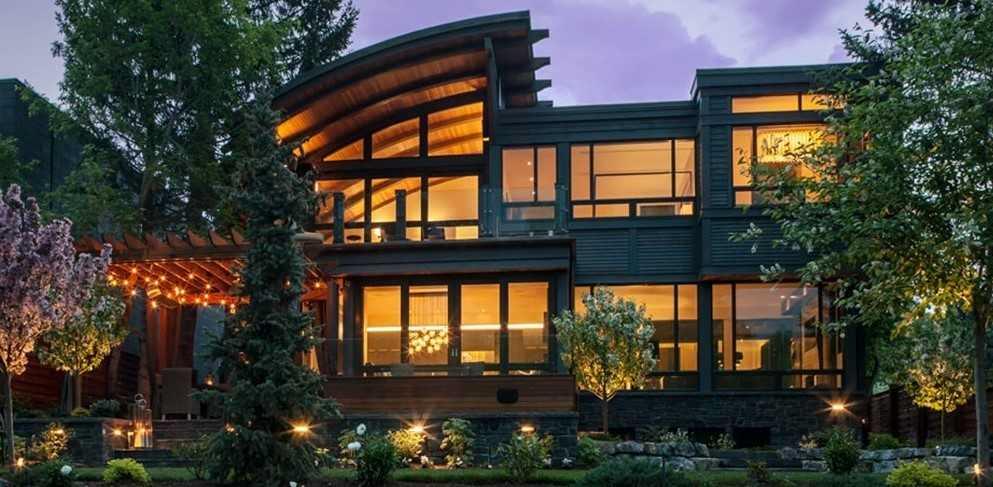 934 Rideau Road SW