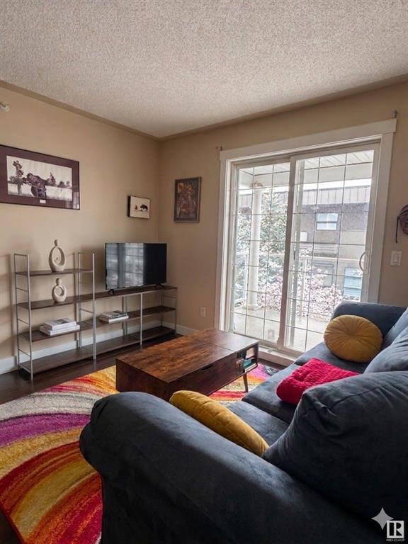 2233 34 Avenue SW #318 photo 4