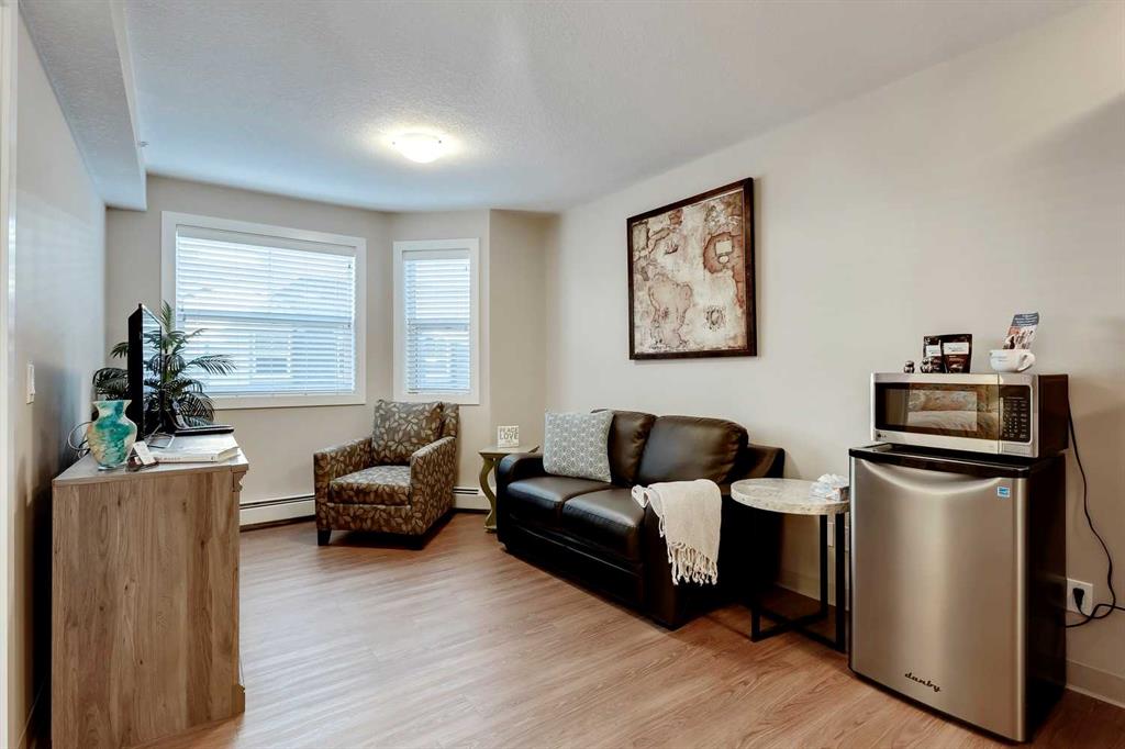 2635 Eversyde Avenue SW #404 photo 4