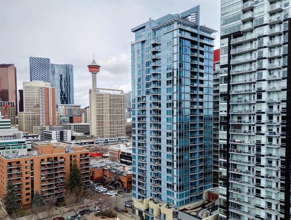 215 13 Avenue SW #1901 photo 3