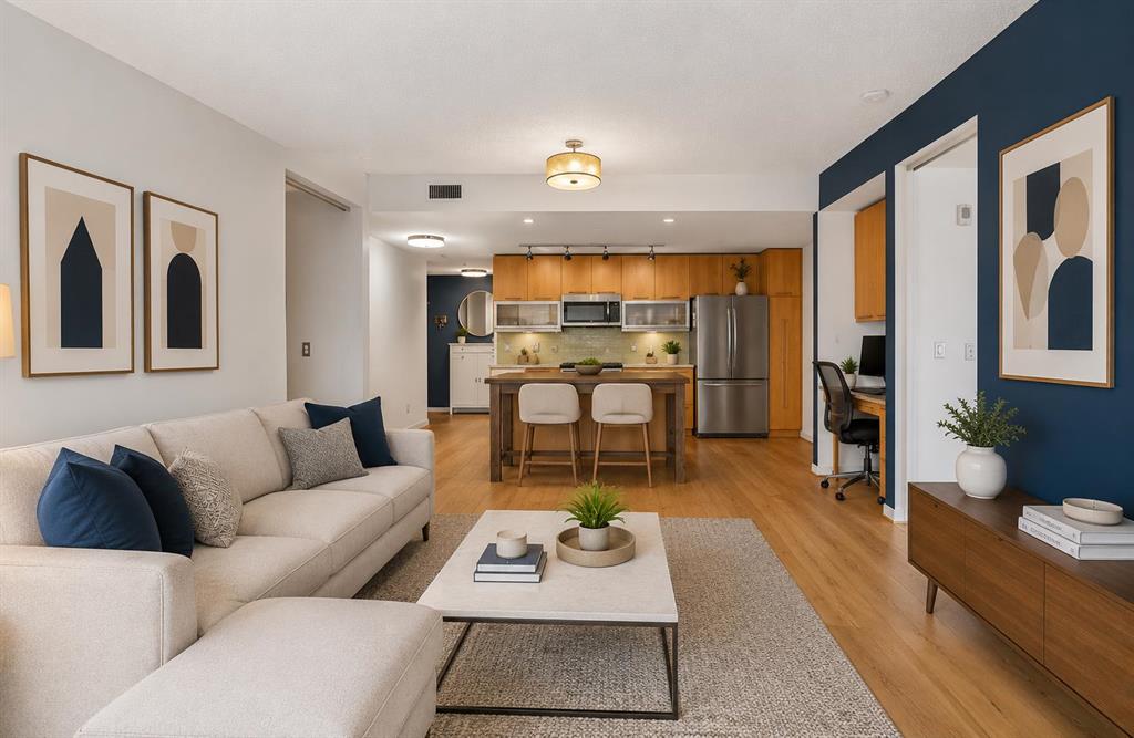 215 13 Avenue SW #1901 photo 4