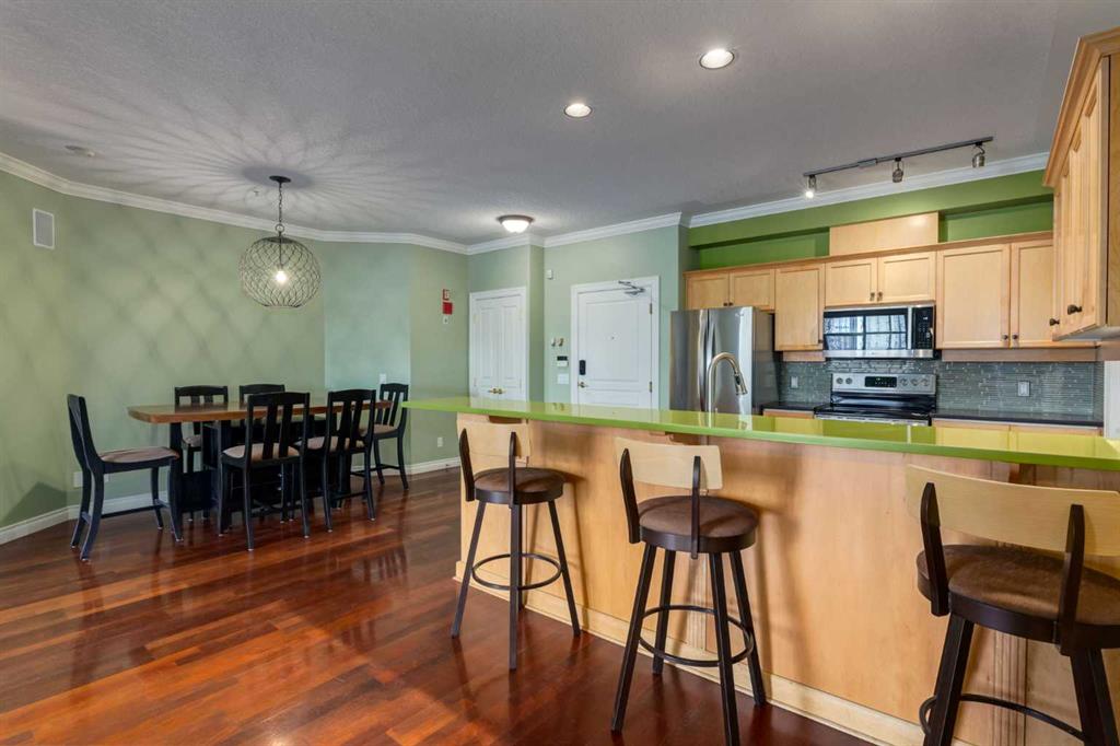 59 22 Avenue SW #302 photo 5