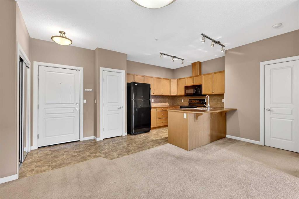 52 Cranfield Link SE #137 photo 3