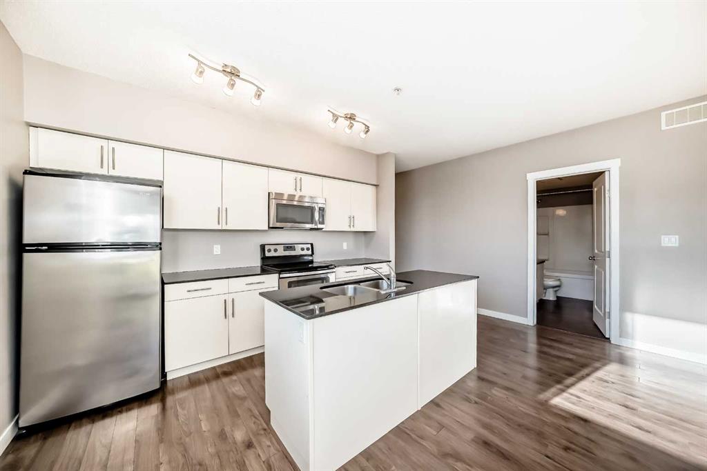 1740 9 Street NW #304 photo 2